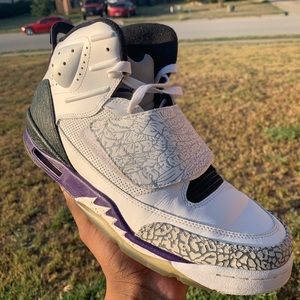 AIR JORDAN Son of Mars “Court Purple”